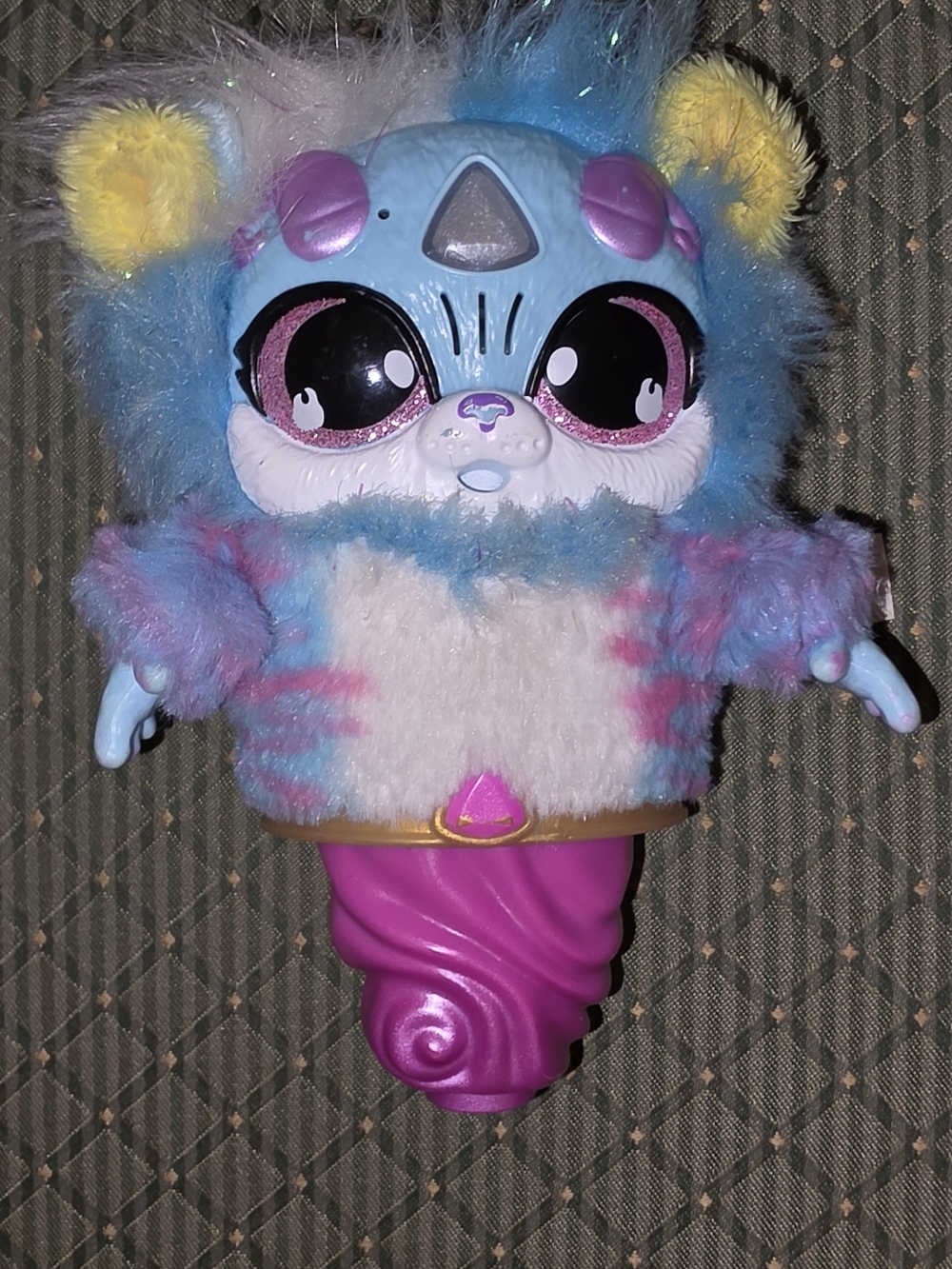 Magic Mixes Genie Plush Fantasy Creature in Blue, Pink, Yellow